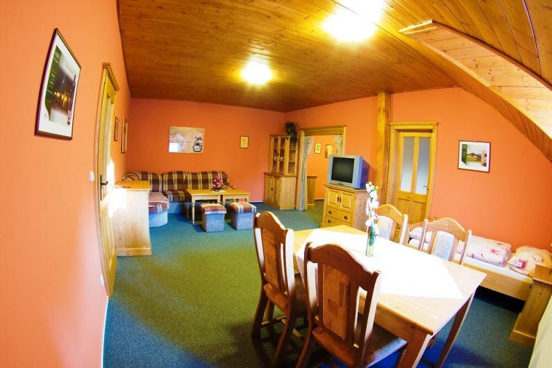 Vinarstvi U Kaplicky Hotell Zaječí Rom bilde