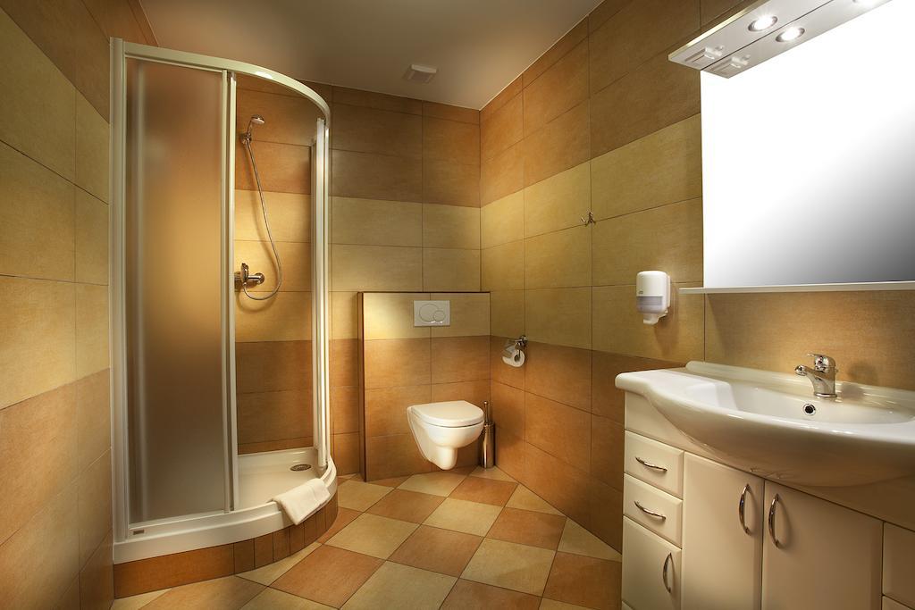 Vinarstvi U Kaplicky Hotell Zaječí Rom bilde